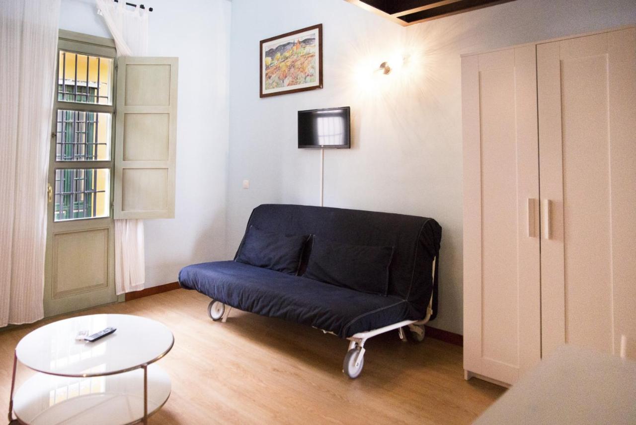 Sea & Wave La Casita De Hinestrosa Apartments Малага Екстериор снимка