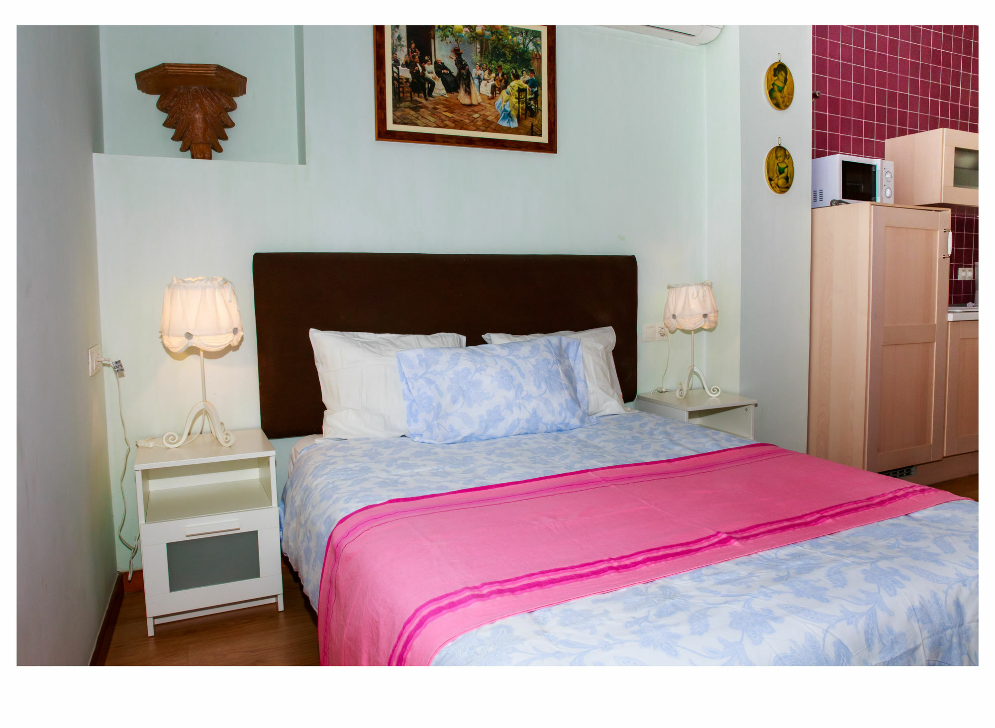 Sea & Wave La Casita De Hinestrosa Apartments Малага Екстериор снимка
